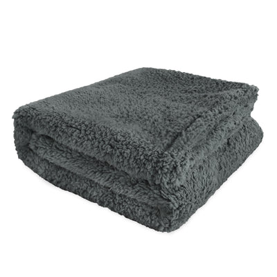 rocket and rex waterproof pet blankets come in all sizes for small to large breeds
